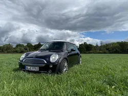 Schwarz Gebraucht 2006 Mini ONE Kleinwagen | 3.000 €
