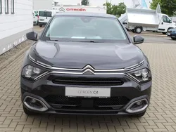 Platinumgrau Gebraucht 2023 Citroën e-C4 Shine Limousine | 20.870 € (Guter Preis)
