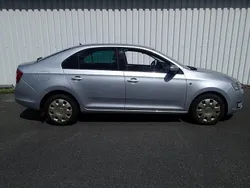 Silber Gebraucht 2013 Skoda Rapid Elegance Limousine | 3.699 €