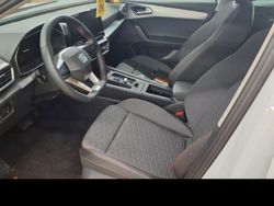 Weiß Gebraucht 2024 Seat Leon FR Limousine | 27.099 € (Fairer Preis)