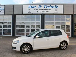 Weiß Gebraucht 2009 VW Golf VI Limousine | 8.950 €