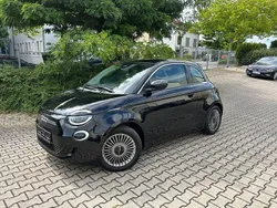 Schwarz Gebraucht 2024 Fiat 500e Kleinwagen | 16.980 € (Guter Preis)