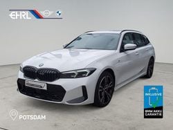 Weiß Gebraucht 2024 BMW 330e Shadowline Limousine | 46.190 € (Fairer Preis)