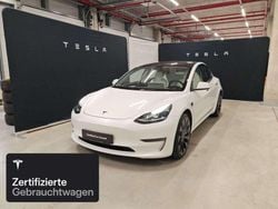 Pearl white multicoat Gebraucht 2021 Tesla Model 3 Performance Limousine | 28.700 € (Fairer Preis)