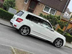 Weiß Gebraucht 2010 Mercedes GLK250 AMG line SUV | 14.500 € (Fairer Preis)