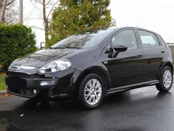 Schwarz metallic Gebraucht 2011 Fiat Punto Evo Kleinwagen | 4.800 € (Etwas zu teuer)