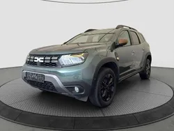 Grün Gebraucht 2024 Dacia Duster SUV | 23.850 € (Fairer Preis)