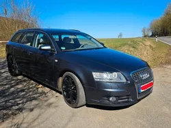Grau Gebraucht 2006 Audi A6 Ambiente Kombi | 5.000 € (Fairer Preis)