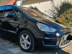 Schwarz Gebraucht 2015 Ford S-MAX S Van / Kleinbus | 4.500 € (Fairer Preis)
