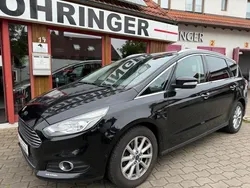 Schwarz Gebraucht 2017 Ford S-MAX S Van / Kleinbus | 12.490 € (Guter Preis)