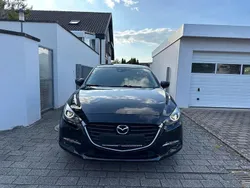 Jet black Gebraucht 2018 Mazda 3 Exclusive-Line Limousine | 13.999 € (Guter Preis)