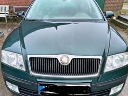 Grün Gebraucht 2008 Skoda Octavia Ambiente Kombi | 750 € (Superpreis)