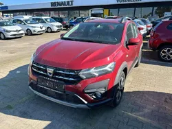 Red fusion Gebraucht 2022 Dacia Sandero Comfort Kleinwagen | 20.900 € (Teuer)