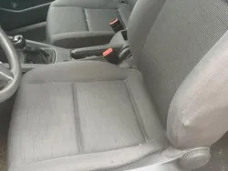 Silber Gebraucht 2005 VW Golf V Kleinwagen | 3.100 € (Etwas zu teuer)