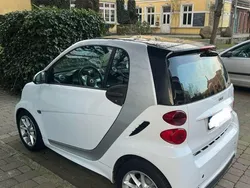 Weiß Gebraucht 2013 Smart ForTwo Coupé Coupé | 6.200 € (Fairer Preis)