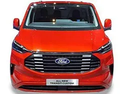 Weiß Neu 2025 Ford Tourneo Custom Trend Van / Kleinbus | 45.752 € (Etwas zu teuer)