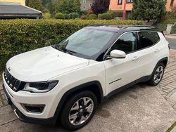 Weiß Gebraucht 2018 Jeep Compass Limited SUV | 16.950 € (Fairer Preis)