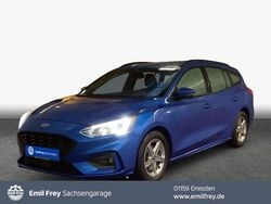 Blau Gebraucht 2020 Ford Focus ST-Line Kombi | 13.440 € (Fairer Preis)