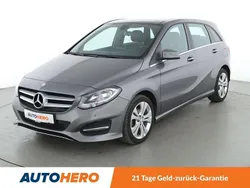 Grau Gebraucht 2015 Mercedes B200 Urban Van / Kleinbus | 16.590 € (Fairer Preis)