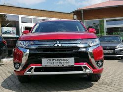 Rot Gebraucht 2021 Mitsubishi Outlander P-HEV Basis SUV | 21.990 € (Fairer Preis)