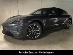 Vulkangraumetallic (metallic) Gebraucht 2023 Porsche Taycan 4S Cross Turismo Limousine | 74.900 € (Superpreis)