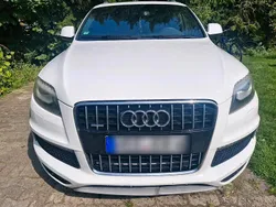 Weiß Gebraucht 2010 Audi Q7 S-line plus SUV | 15.900 € (Fairer Preis)