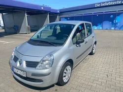 Silber Gebraucht 2007 Renault Modus Van / Kleinbus | 2.995 € (Fairer Preis)
