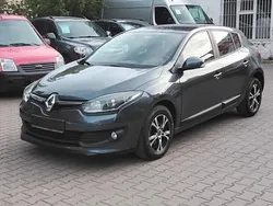 Grau Gebraucht 2015 Renault Mégane III Authentique Kleinwagen | 5.450 € (Guter Preis)