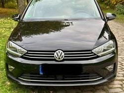 Schwarz Gebraucht 2015 VW Golf Sportsvan Van / Kleinbus | 11.400 € (Guter Preis)