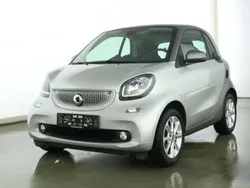Cool silver (metallic) Gebraucht 2019 Smart ForTwo Coupé Passion Coupé | 11.111 € (Fairer Preis)