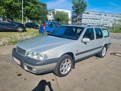 Grau Gebraucht 2000 Volvo XC70 SUV | 6.999 € (Superpreis)
