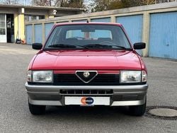 Rot Gebraucht 1989 Alfa Romeo 33 Limousine | 9.800 €