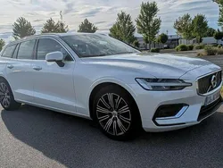 Weiß Gebraucht 2019 Volvo V60 Inscription Kombi | 22.800 € (Etwas zu teuer)
