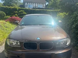 Braun Gebraucht 2010 BMW 116 Kleinwagen | 5.000 €