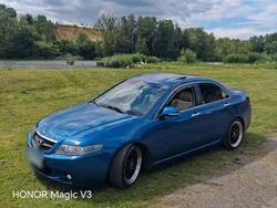 Blau Gebraucht 2003 Honda Accord Executive Limousine | 4.349 € (Teuer)