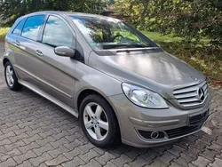 Grau Gebraucht 2008 Mercedes B170 Van / Kleinbus | 2.000 € (Guter Preis)