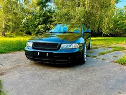Schwarz Gebraucht 1998 Audi S4 Design Kombi | 10.000 €