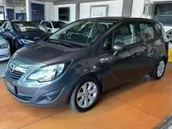 Grey metallic Gebraucht 2012 Opel Meriva Van / Kleinbus | 7.890 € (Fairer Preis)