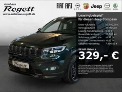 Grün Neu 2025 Jeep Compass Altitude SUV | 42.990 €