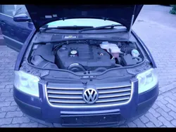 Blau Gebraucht 2002 VW Passat Kombi | 550 €