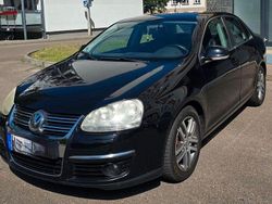 Schwarz Gebraucht 2006 VW Jetta Comfortline Limousine | 3.399 € (Teuer)