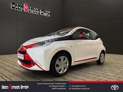 Weiß Gebraucht 2017 Toyota Aygo Play Kleinwagen | 9.880 € (Fairer Preis)