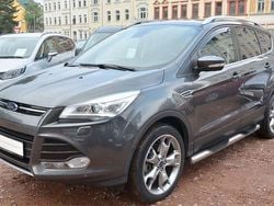 Grau Gebraucht 2015 Ford Kuga Titanium SUV | 15.999 € (Fairer Preis)