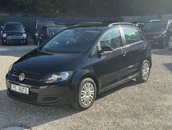 Schwarz Gebraucht 2010 VW Golf Plus Cross Trendline Van / Kleinbus | 5.500 € (Fairer Preis)