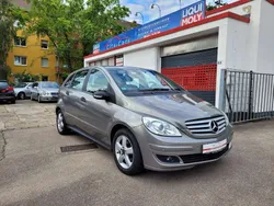 Grau Gebraucht 2007 Mercedes B150 Van / Kleinbus | 4.499 € (Fairer Preis)