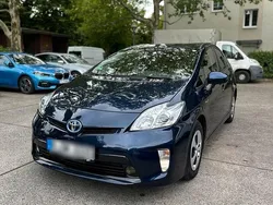 Blau Gebraucht 2015 Toyota Prius Kleinwagen | 9.900 €