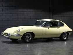 Pale primrose yellow Gebraucht 1967 Jaguar E-Type Coupé | 67.500 €