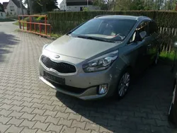 Silber Gebraucht 2013 Kia Carens Spirit Van / Kleinbus | 9.500 € (Fairer Preis)