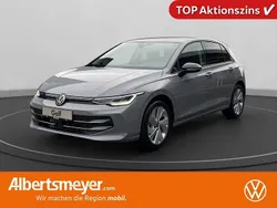 Grau Neu 2025 VW Golf VIII Goal Limousine | 29.950 € (Etwas zu teuer)