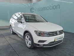 Weiß Gebraucht 2021 VW Tiguan Allspace Highline SUV | 30.450 € (Fairer Preis)